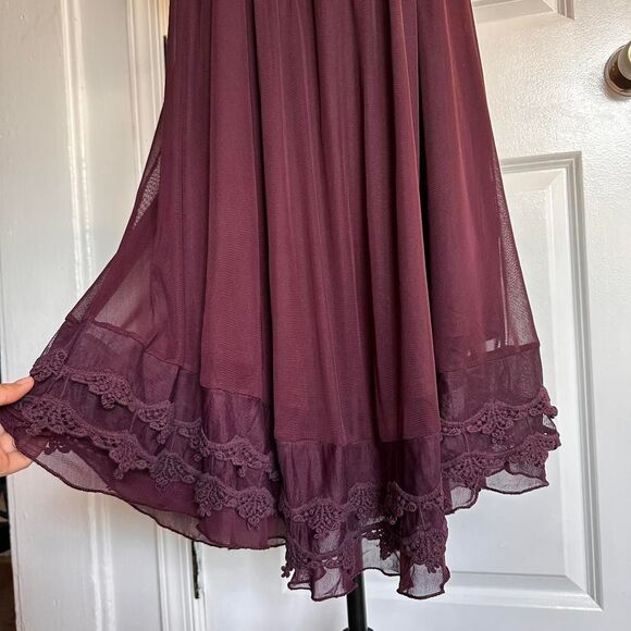 Altar'd State Women's Burgundy Shift Crotchet Dress, Size Small - Picture 3 of 8
